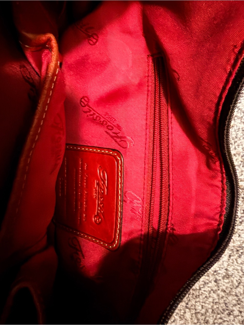 Fossil Red Leather Hobo Shoulder Bag - Picture 2 of 6